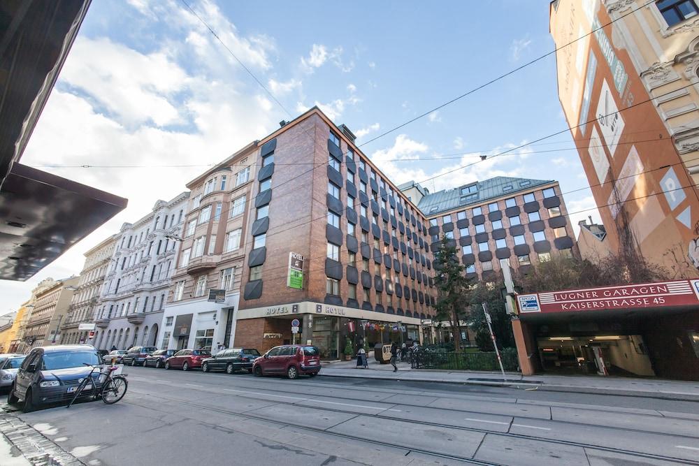 Kaffeemuehle Hotel Viena